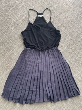 LOFT pleated skirt flowy dress - XS - Like New